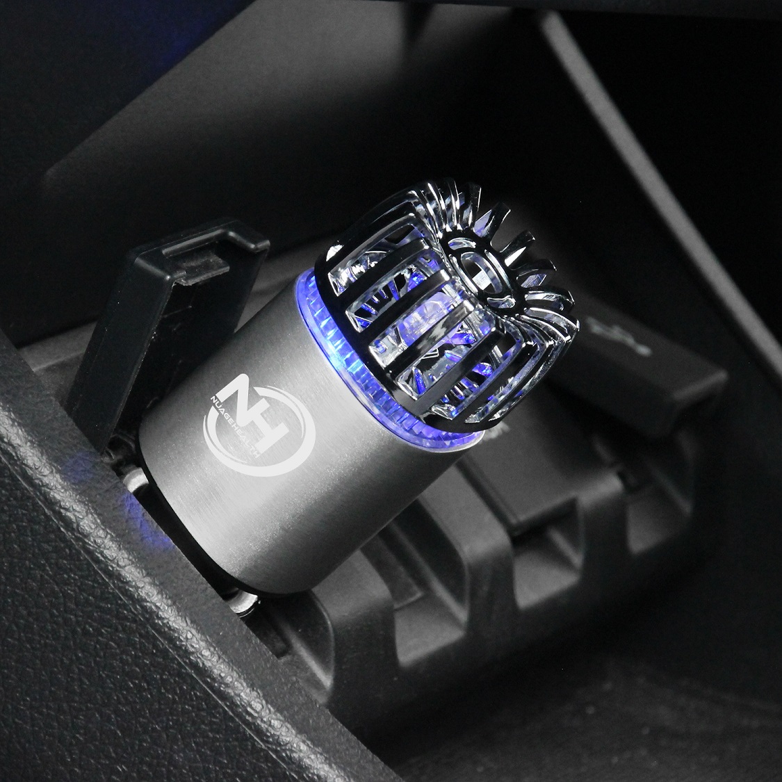 Car Air Purifier Ionizer with Dual USB Charger I Air Purifier for Car kills Viruses & Bacteria