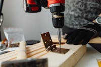 HandiWorks – Your Neighborhood Handyman